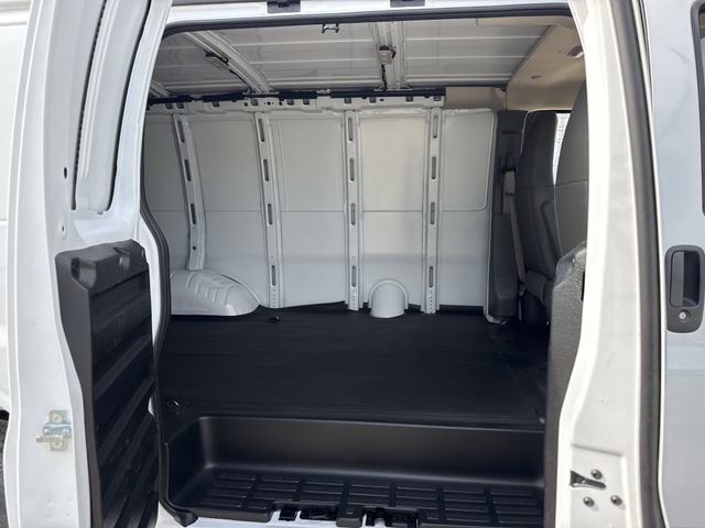 New 2026 Chevrolet Express 2500 RWD image 24