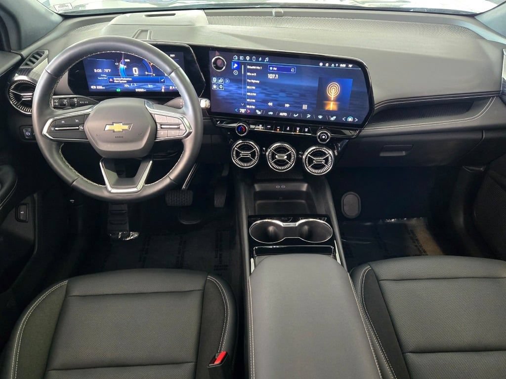 Certified 2024 Chevrolet Blazer EV LT AWD/4WD image 18
