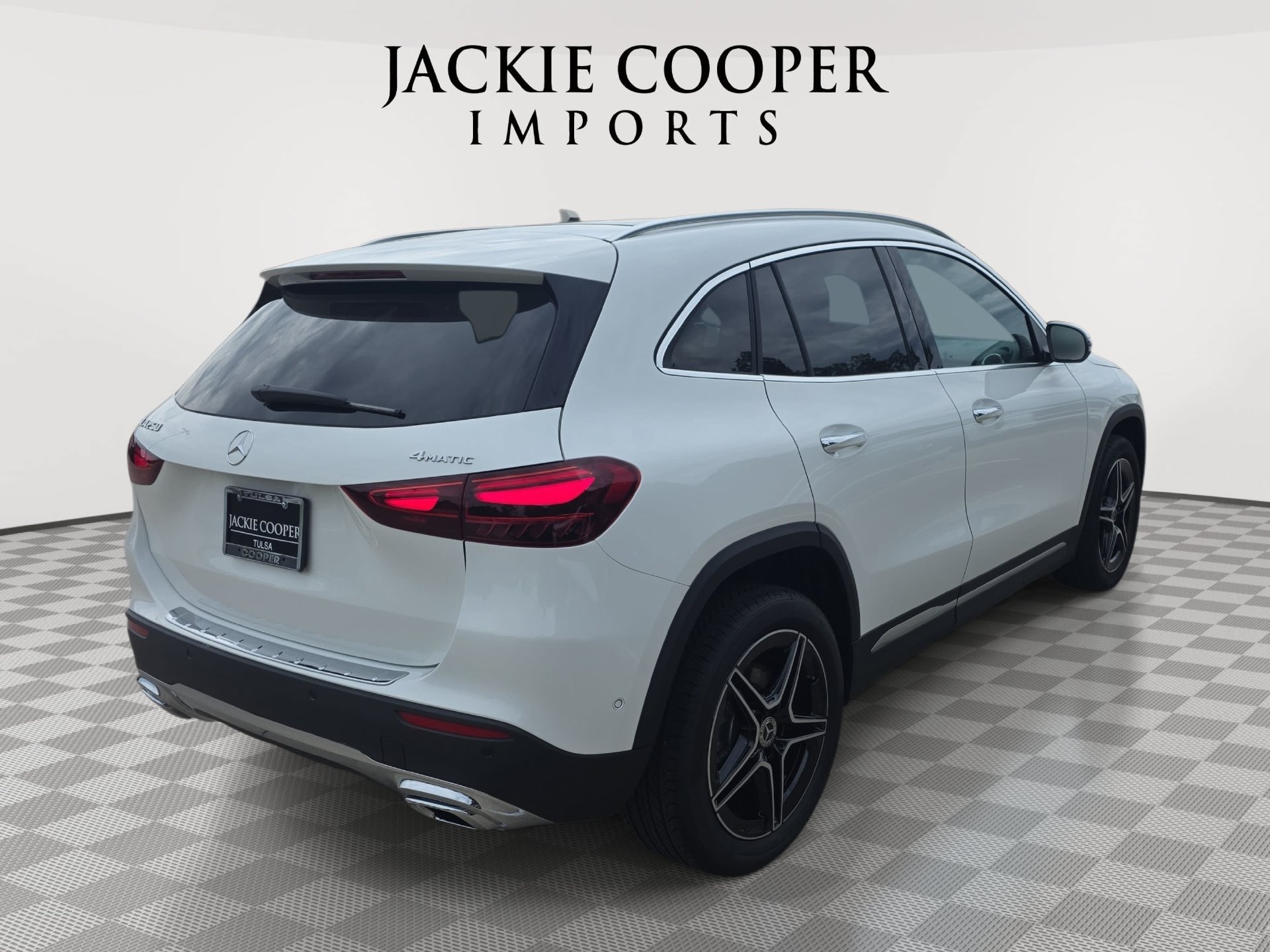 Used 2026 Mercedes-Benz GLA 250 4MATIC image 5