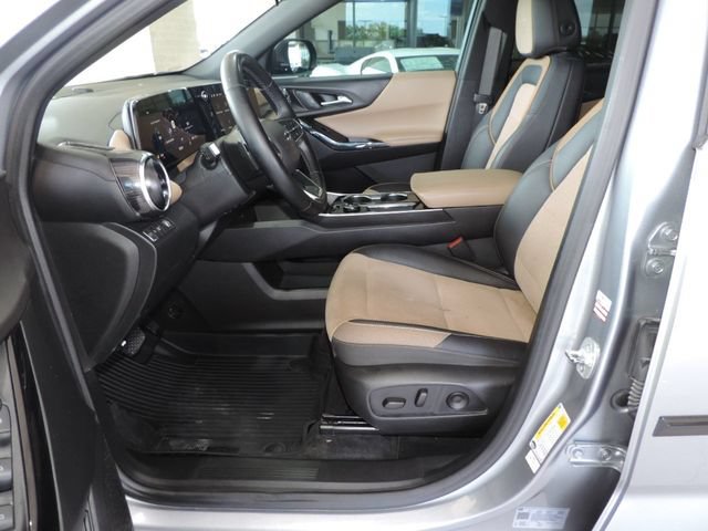 Certified 2025 Chevrolet Equinox ACTIV FWD image 21