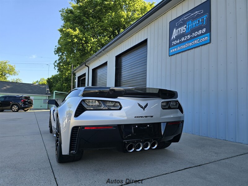 Used 2016 Chevrolet Corvette Z06 w/ Z07 Performance Package RWD image 16