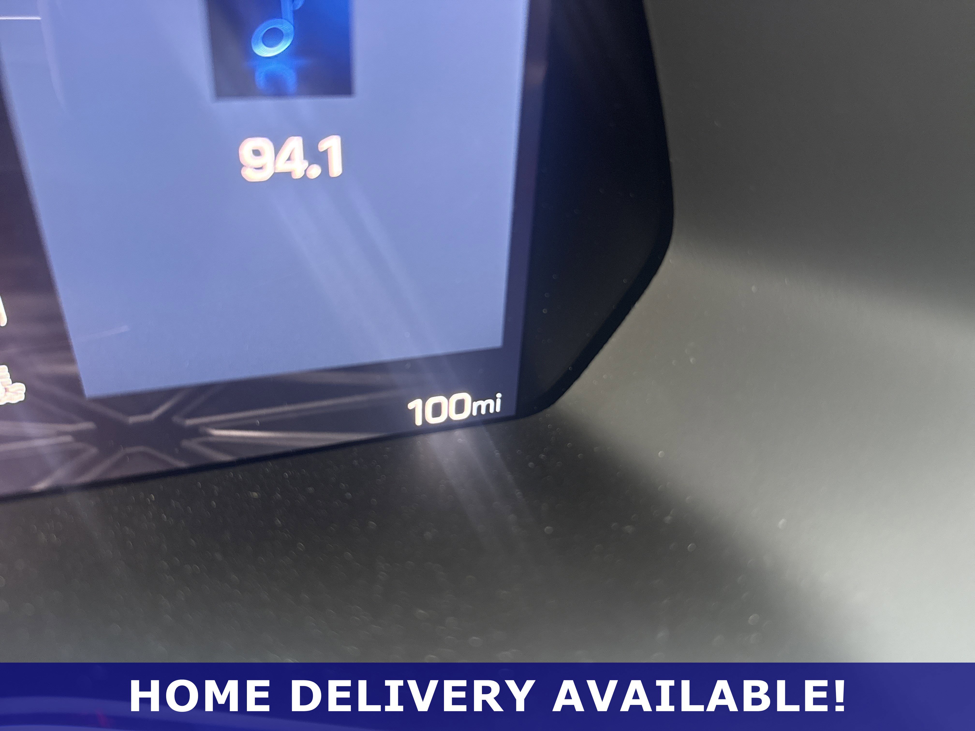 Used 2024 GMC Canyon Elevation w/ Elevation Premium Package image 3