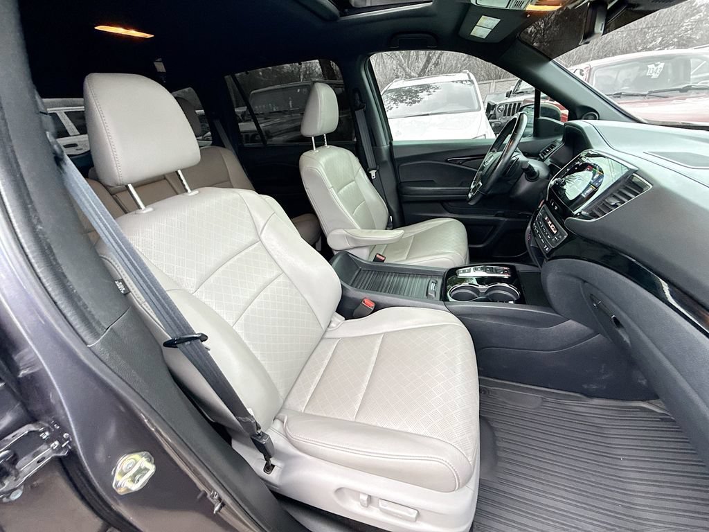 Used 2020 Honda Passport Touring image 33