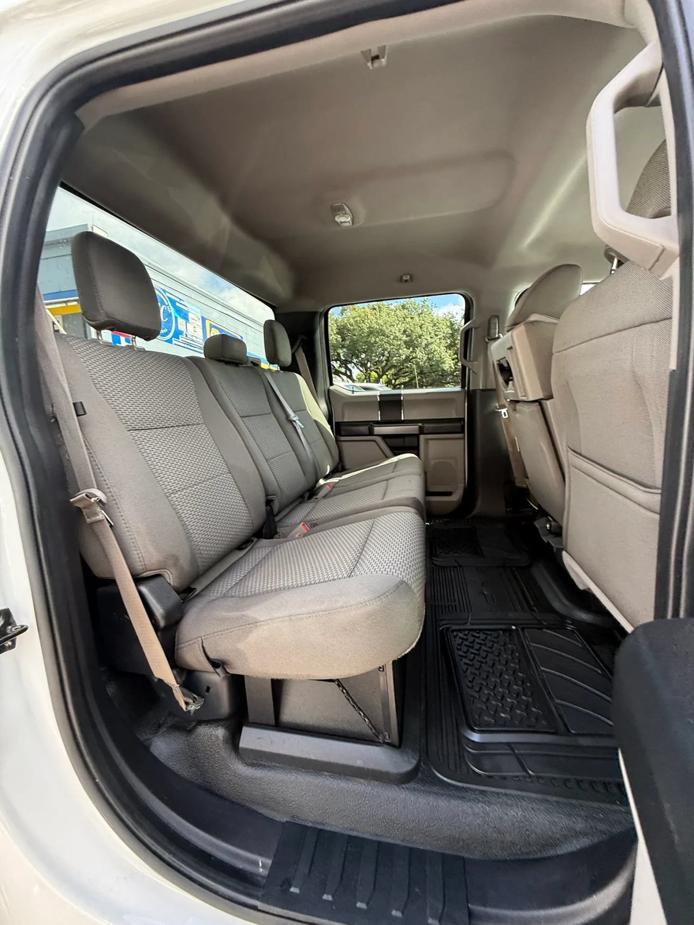 Used 2019 Ford F350 XLT AWD/4WD image 16