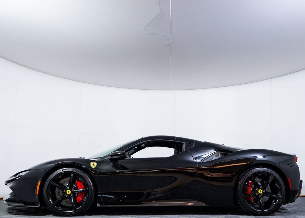 Certified 2022 Ferrari SF90 Spider image 7
