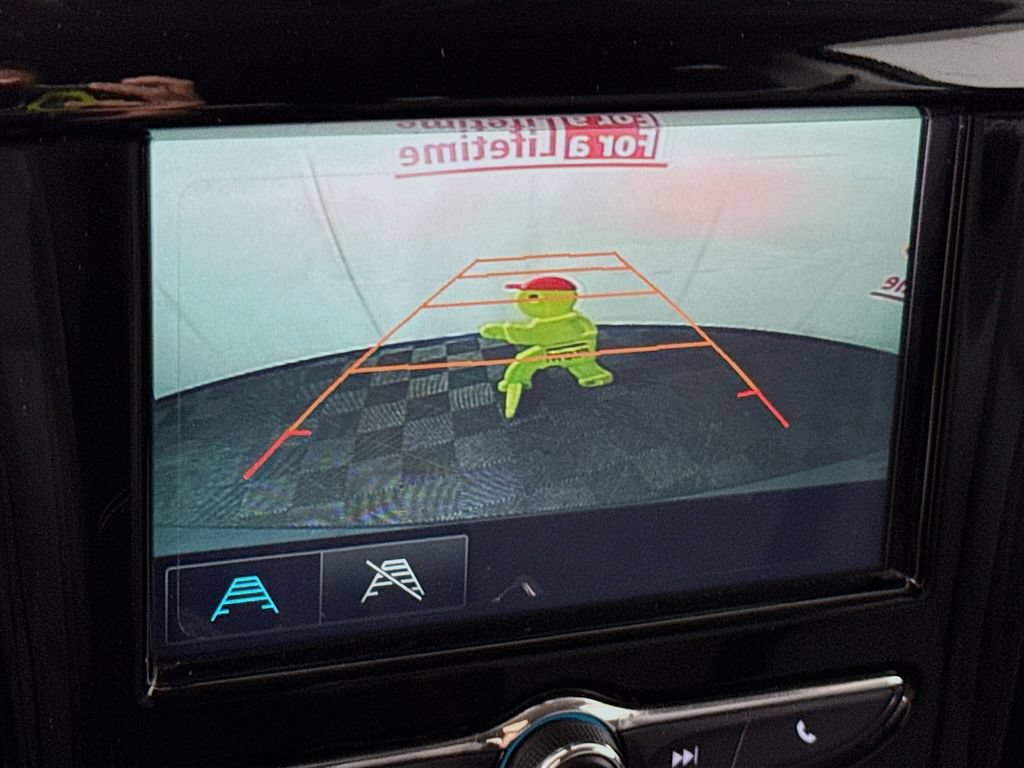 Used 2018 Chevrolet Traverse LS FWD image 5