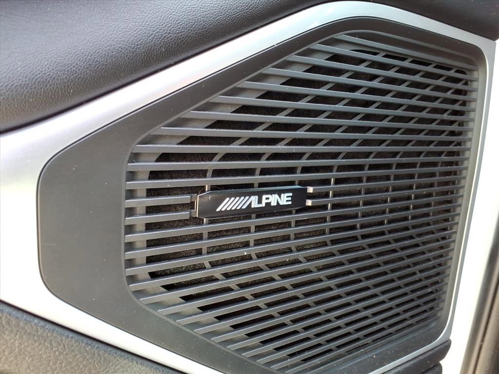 Used 2023 Jeep Wagoneer 4WD w/ Premium Group I image 16