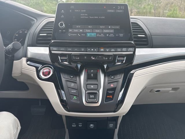 New 2026 Honda Odyssey Touring image 23