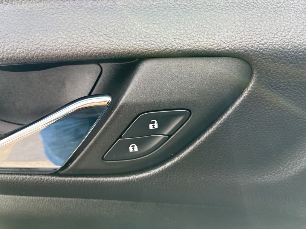 Used 2023 GMC Acadia SLE w/ Driver Convenience Package image 27