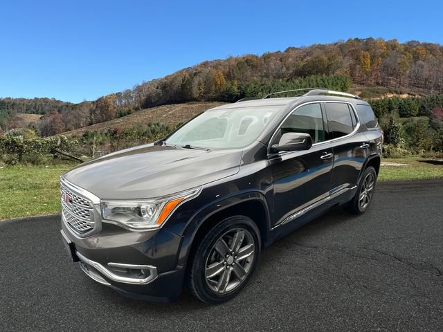 Used 2017 GMC Acadia Denali w/ Technology Package image 3