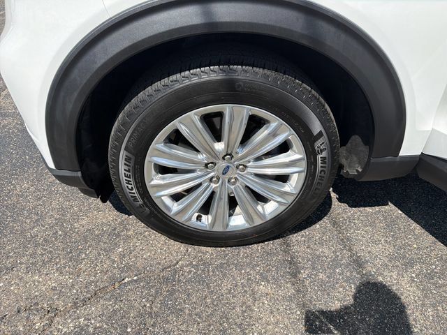Used 2023 Ford Explorer Limited w/ Hybrid Equipment Group 310A AWD/4WD image 33