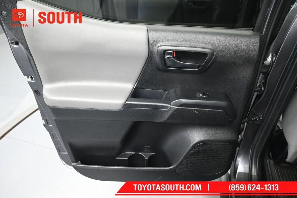 Used 2023 Toyota Tacoma SR AWD/4WD image 26