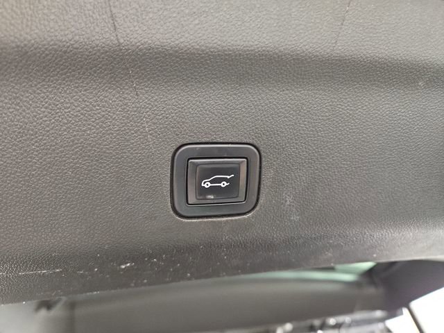 Used 2021 Chevrolet Suburban RST image 35