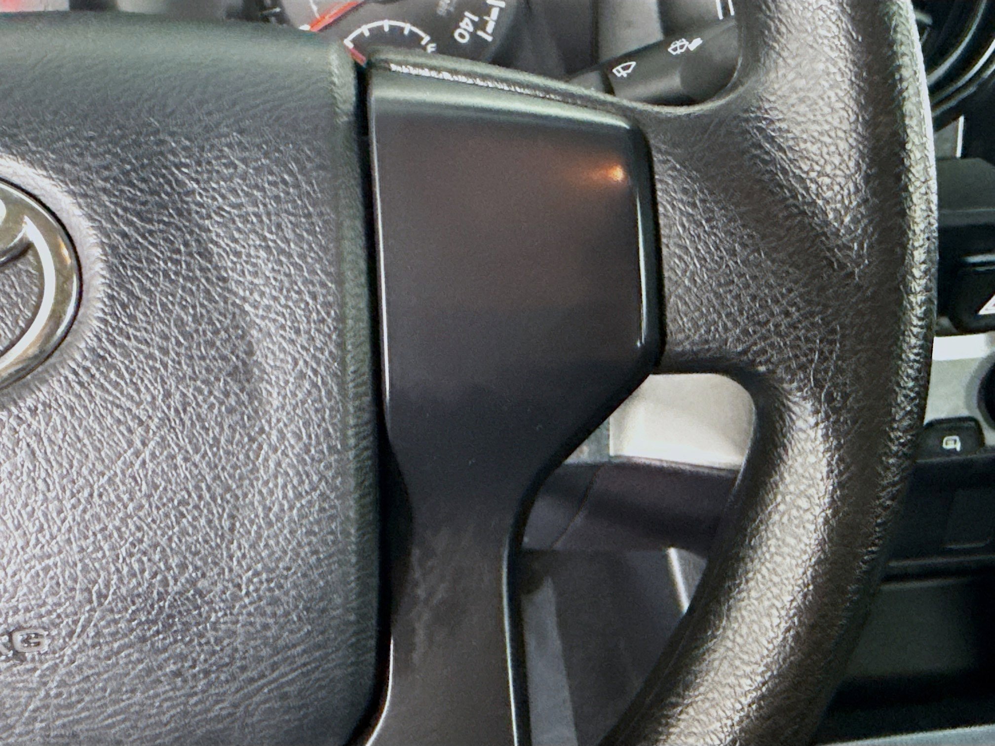 Used 2017 Toyota Tacoma SR image 15