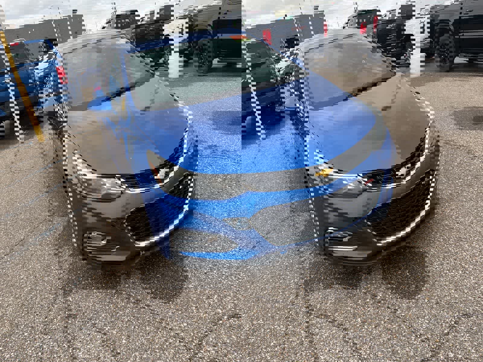 Used 2017 Chevrolet Cruze Premier FWD image 21