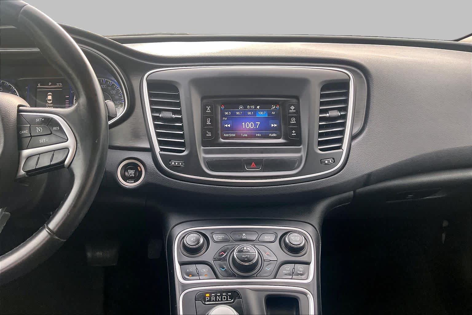 Used 2015 Chrysler 200 Limited w/ Convenience Group FWD image 7