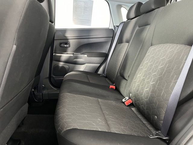 Used 2021 Mitsubishi Outlander Sport SE AWD/4WD image 32