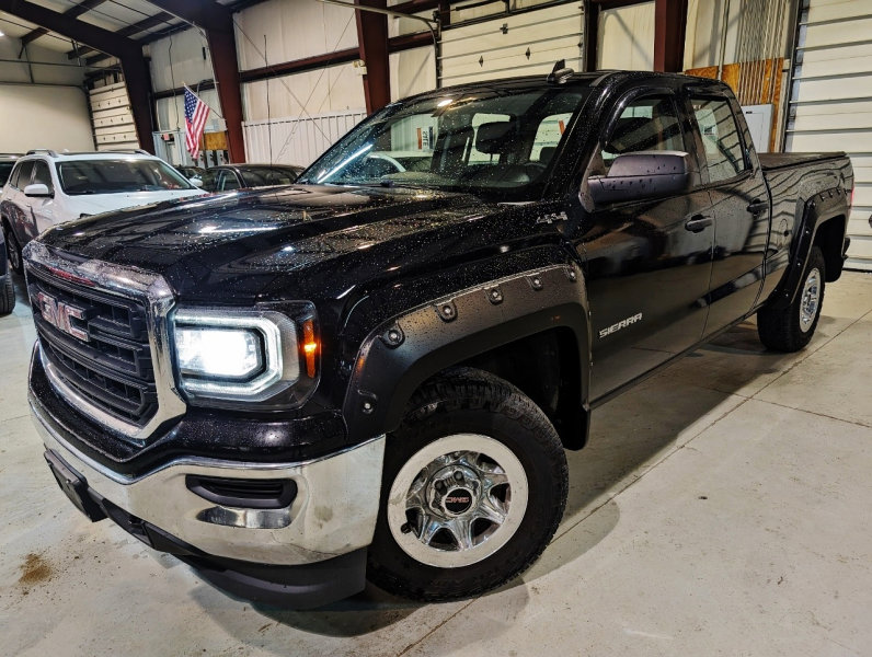 Used 2016 GMC Sierra 1500 4x4 Double Cab image 1