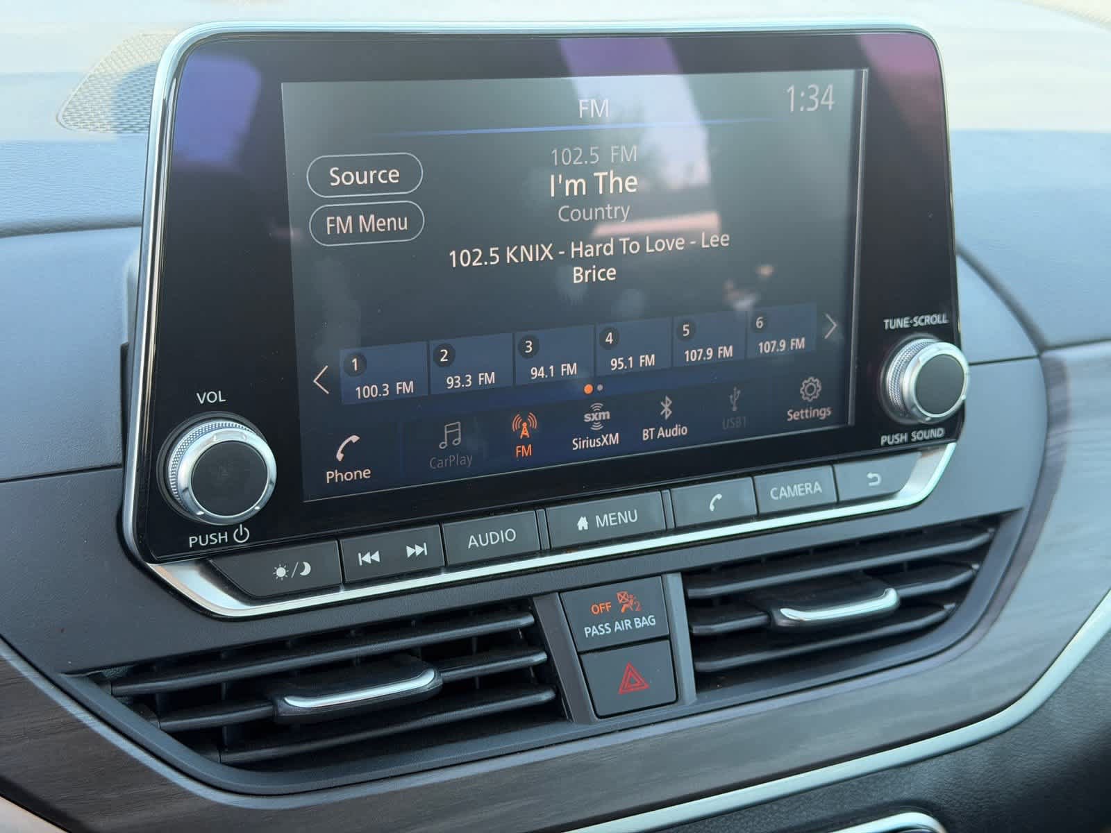 Certified 2025 Nissan Altima 2.5 SV FWD image 19