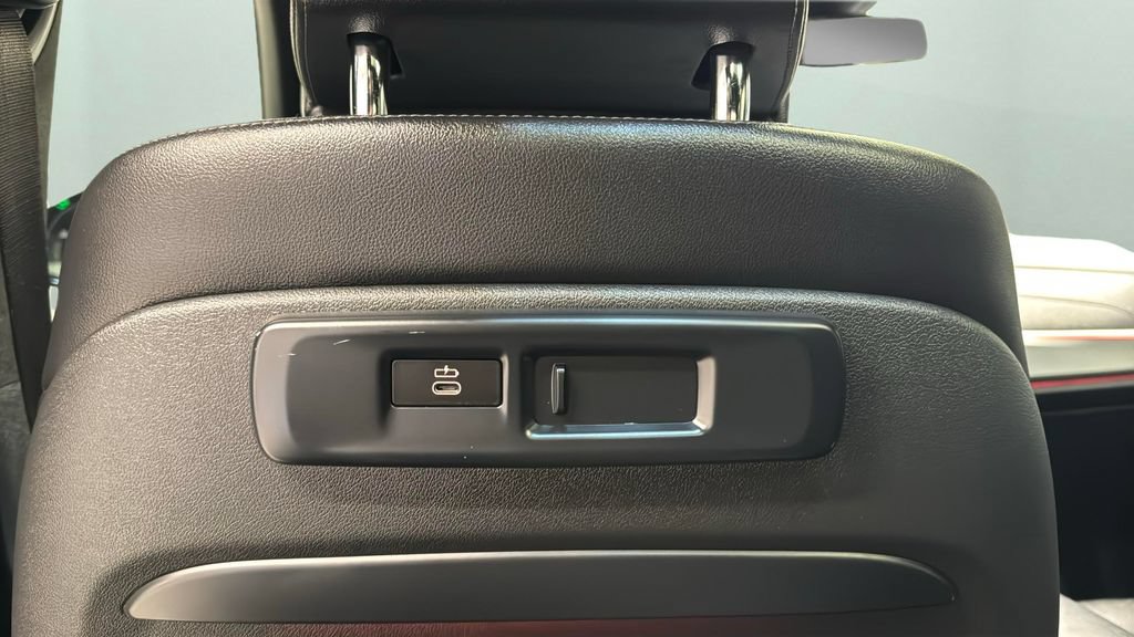 Used 2021 BMW X5 M50i w/ Executive Package AWD/4WD image 19