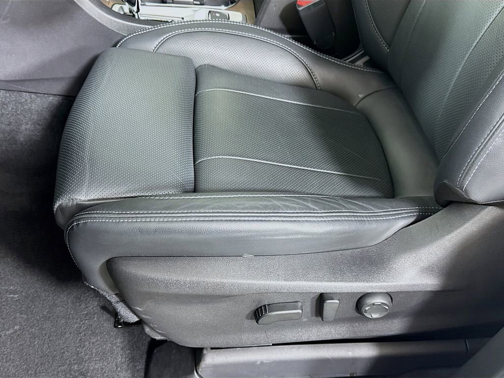 Certified 2025 Subaru Ascent Touring image 23