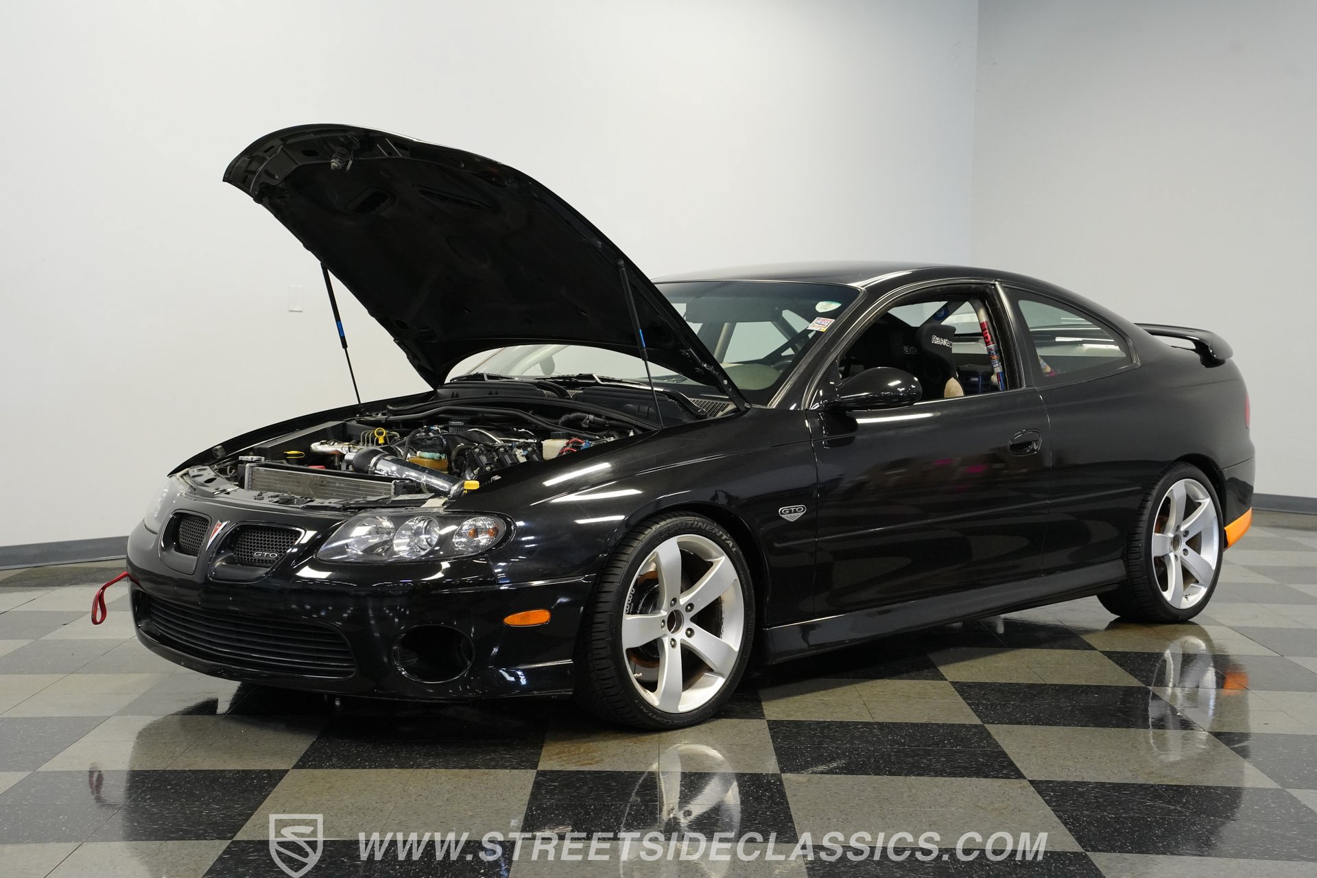 Used 2005 Pontiac GTO RWD image 32