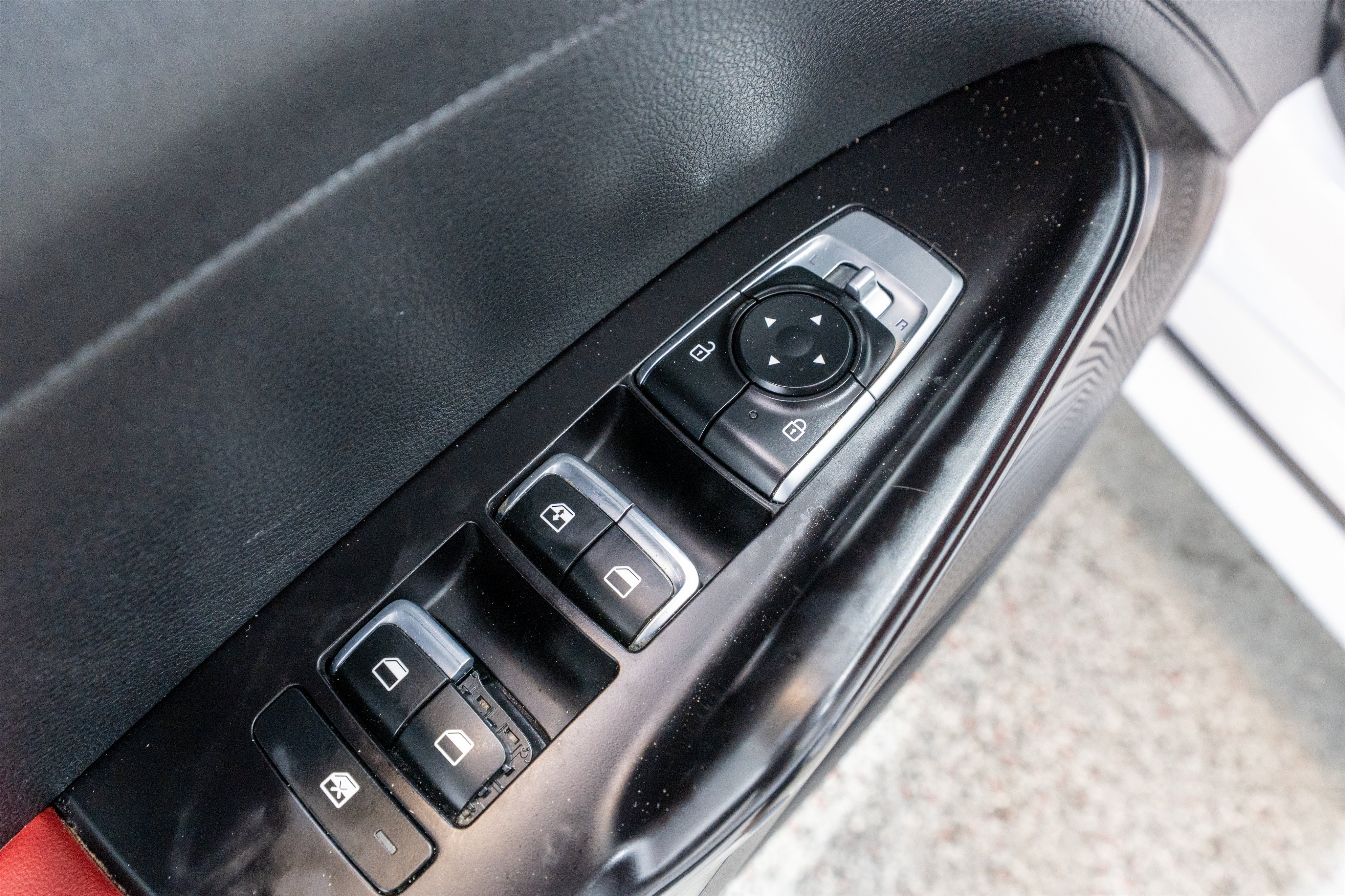 Used 2024 Kia K5 GT-Line w/ GT-Line Premium Package FWD image 14