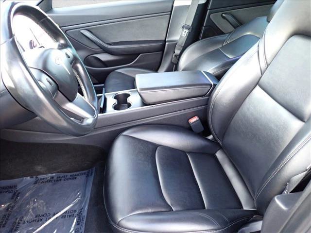 Used 2018 Tesla Model 3 Long Range image 10
