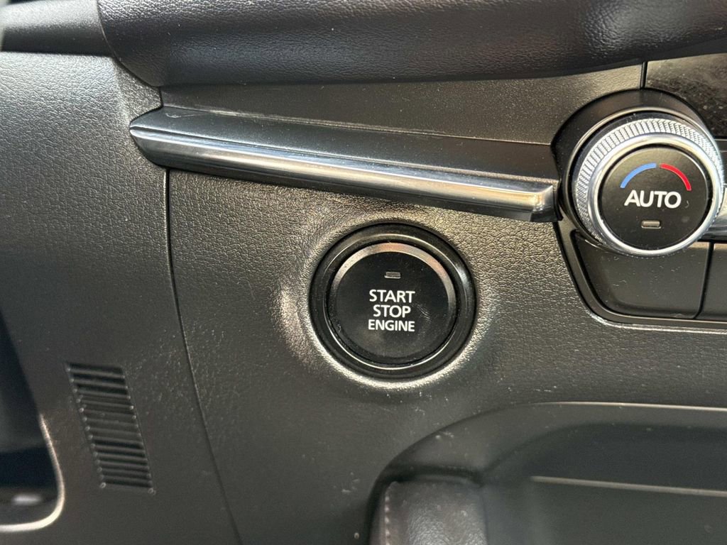 Used 2025 MAZDA MAZDA3 s image 18