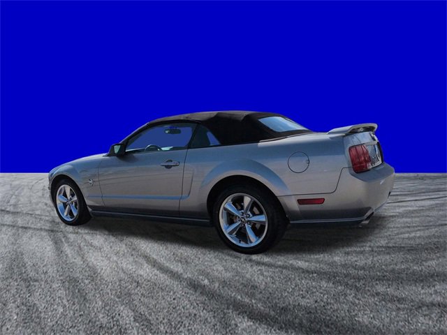 Used 2009 Ford Mustang GT image 6