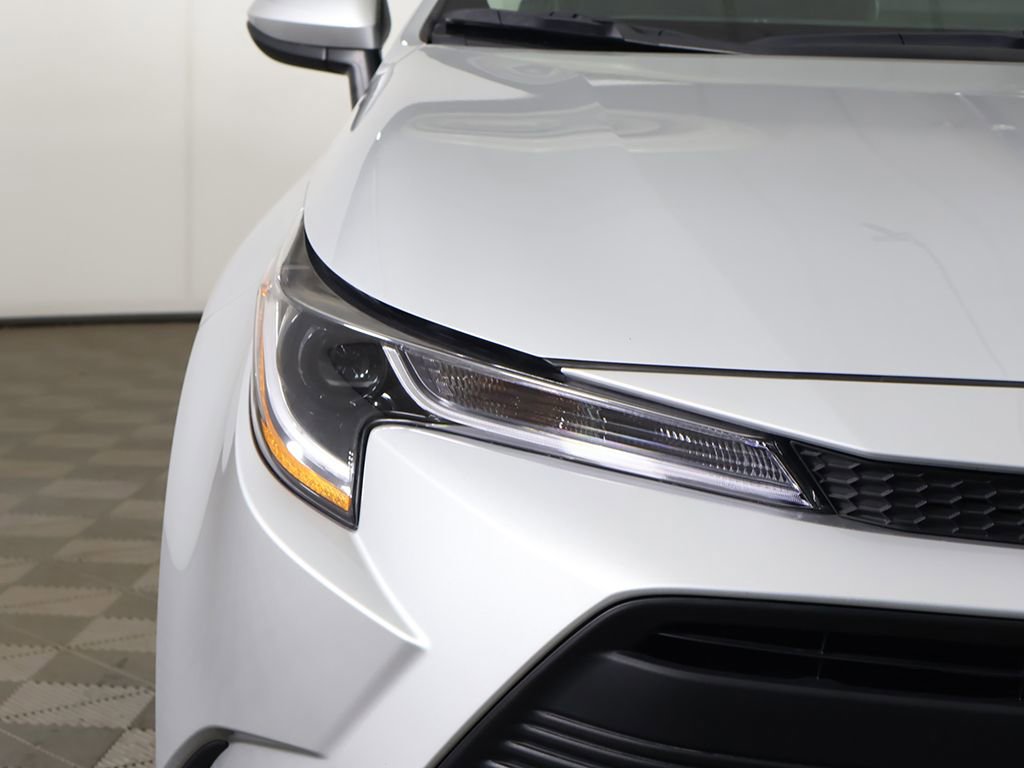 Used 2024 Toyota Corolla LE FWD image 10