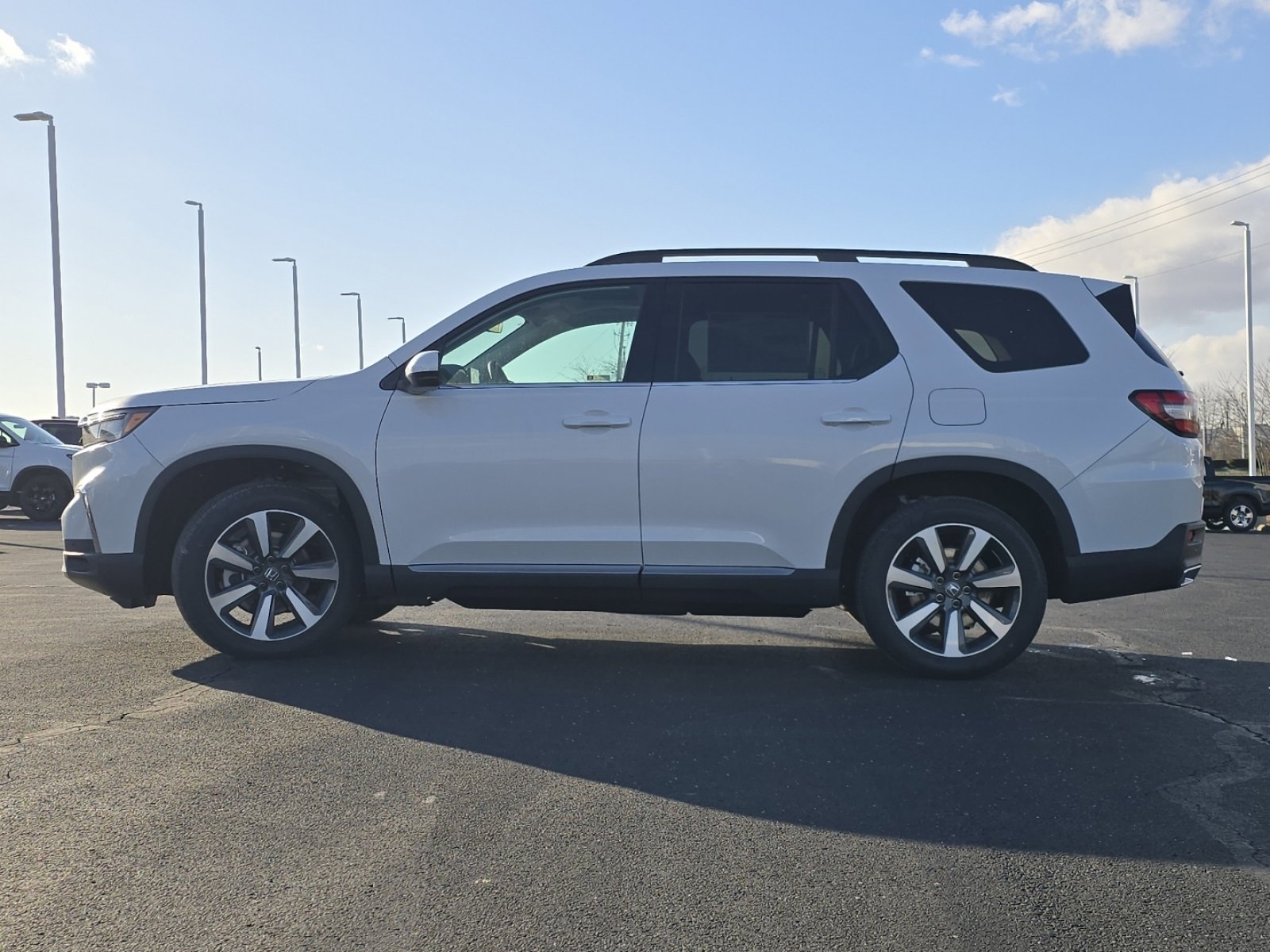 New 2025 Honda Pilot Touring image 18