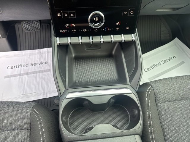 New 2026 GMC Terrain Elevation w/ LPO, Floor Liner Package image 16