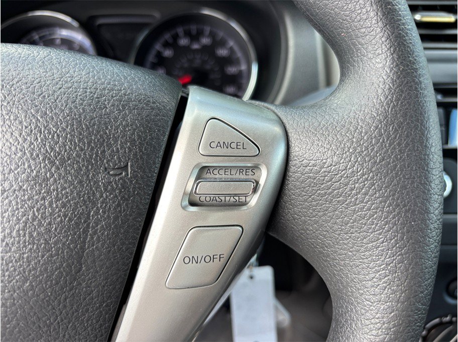 Used 2016 Nissan Versa SV FWD image 20