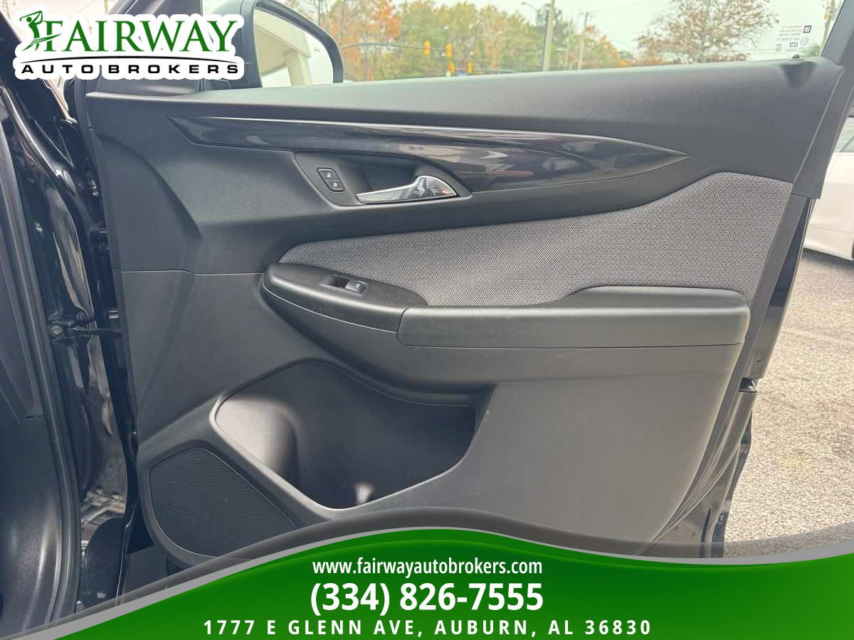 Used 2024 Chevrolet TrailBlazer LT w/ LT Cold Weather Package image 28