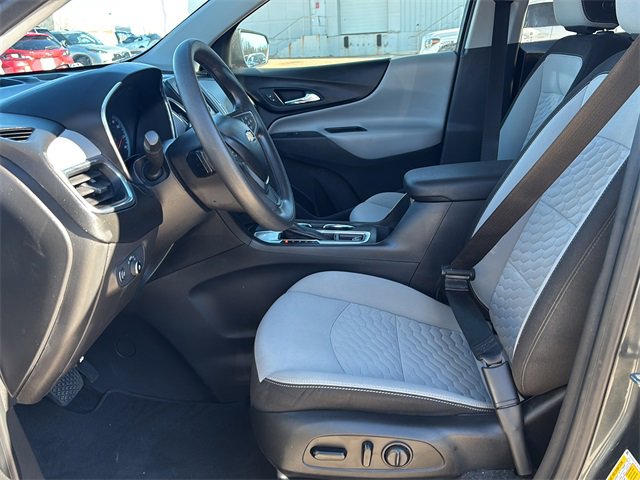 Used 2020 Chevrolet Equinox LS w/ LS Convenience Package image 18