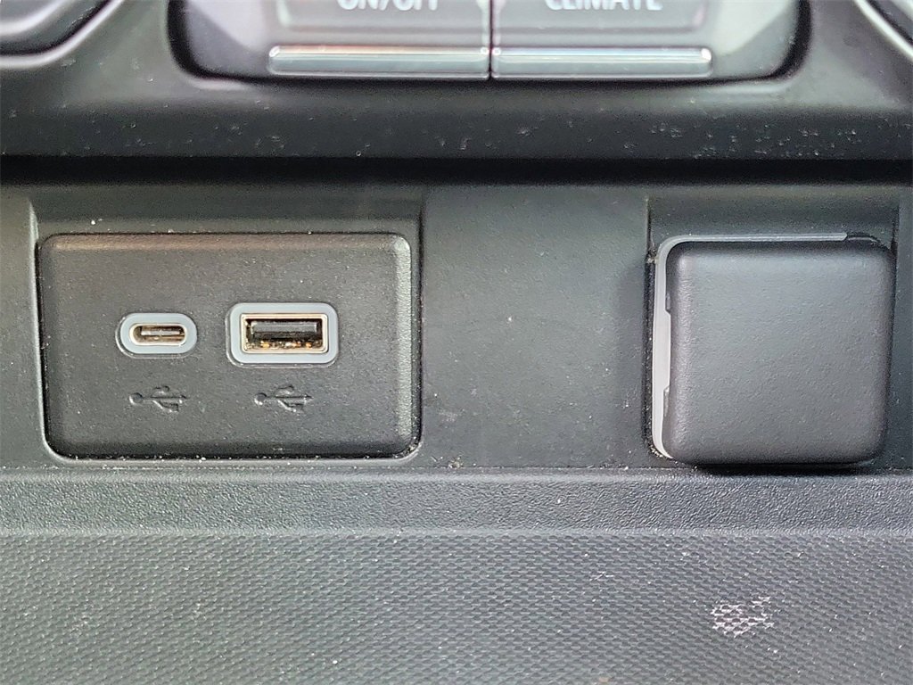 Used 2021 Chevrolet Tahoe RST image 34