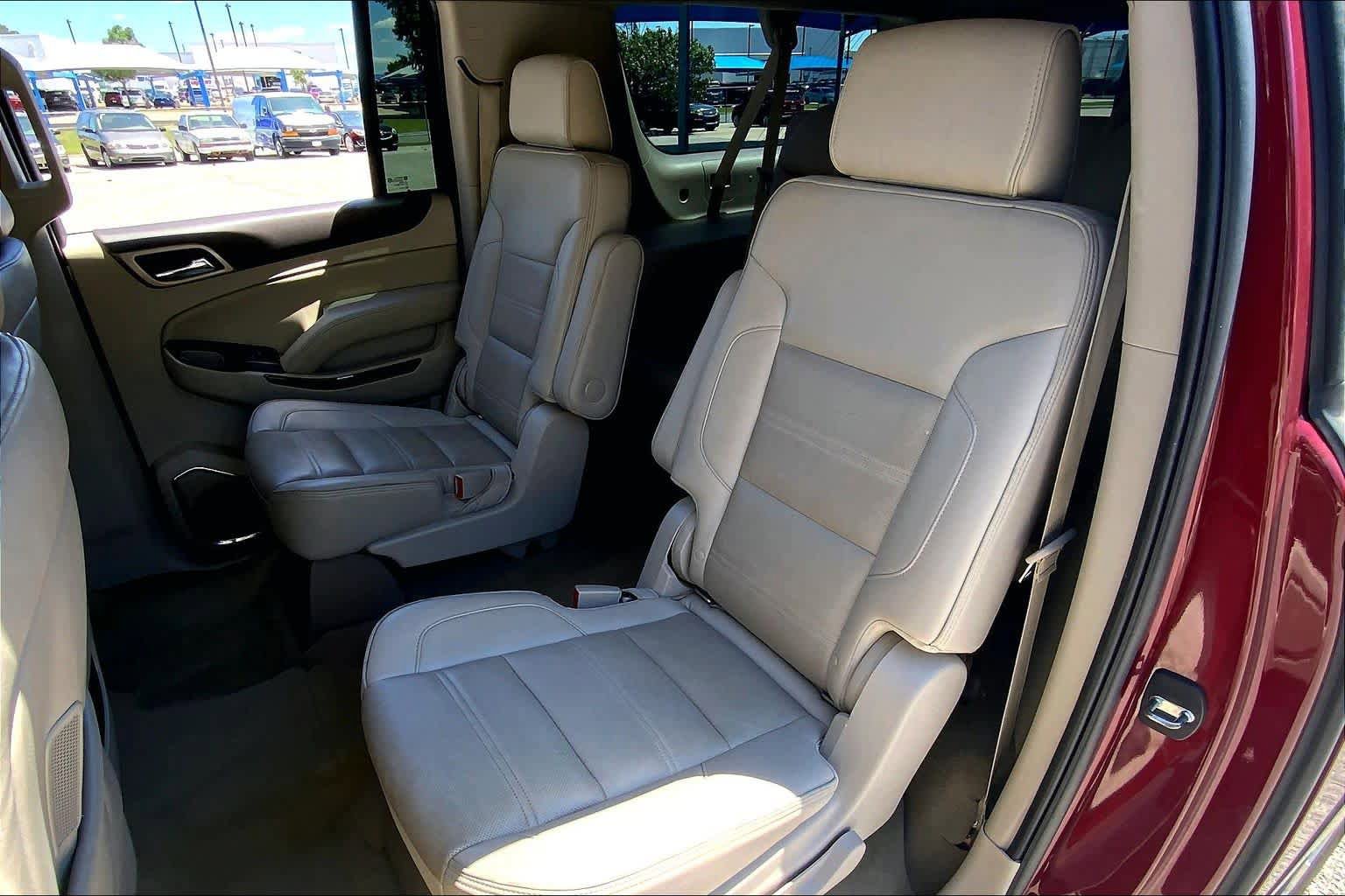 Used 2016 GMC Yukon XL Denali w/ Open Road Package AWD/4WD image 21