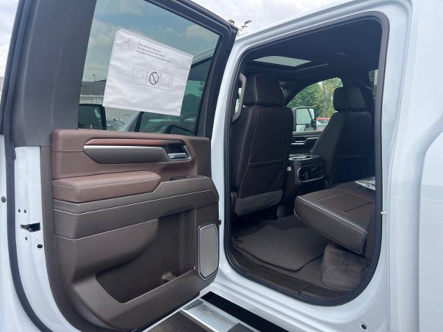 New 2026 GMC Sierra 3500 Denali AWD/4WD image 16