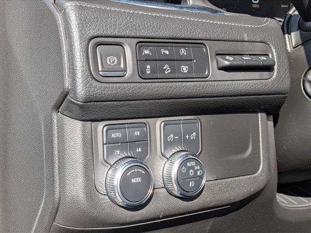 Used 2023 GMC Yukon XL Denali image 13