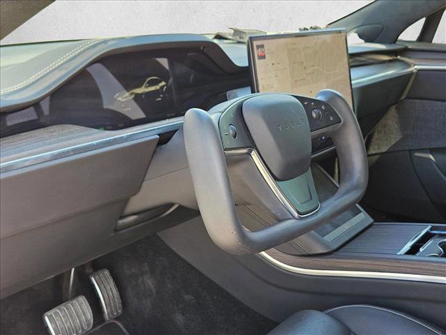 Used 2021 Tesla Model S Plaid image 9