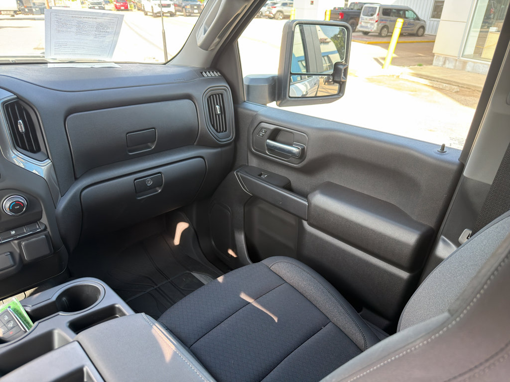 Used 2025 Chevrolet Silverado 2500 Custom w/ Custom Value Package AWD/4WD image 19