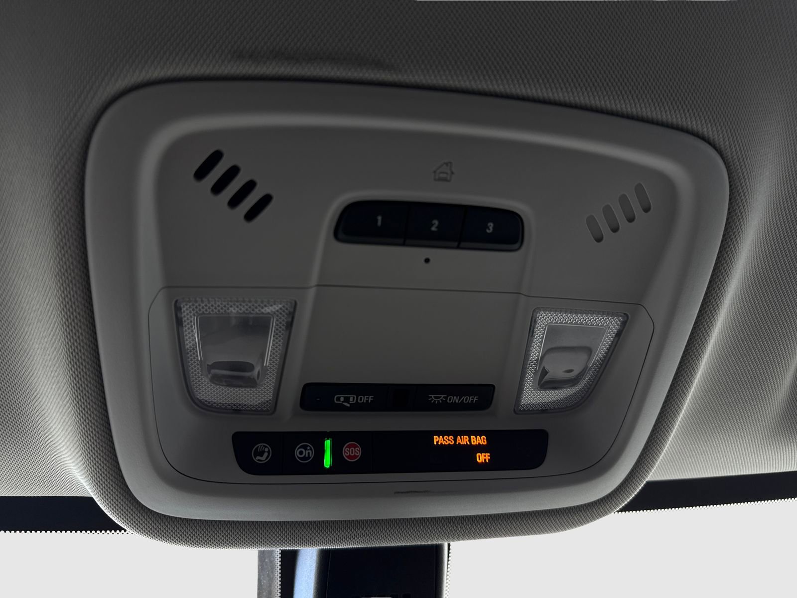 Used 2019 Chevrolet Traverse LT image 33