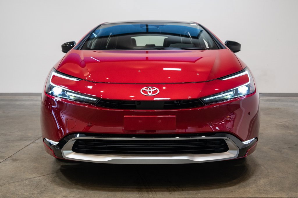 New 2026 Toyota Prius Plug-In Hybrid image 2