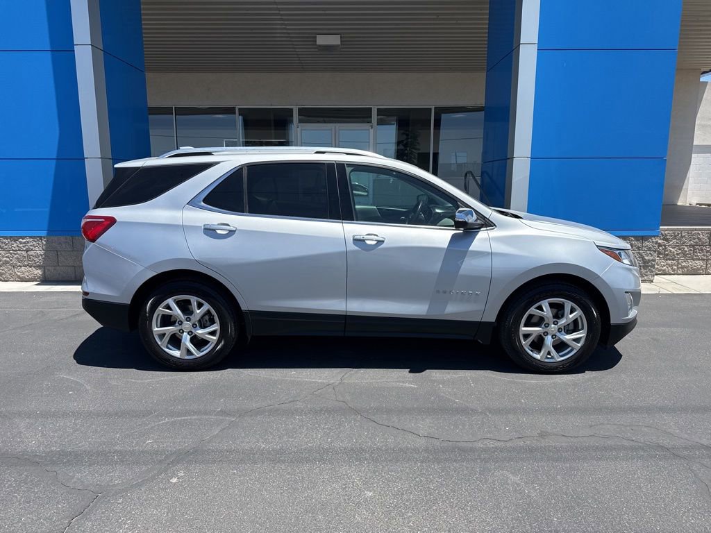 Used 2021 Chevrolet Equinox Premier FWD image 2