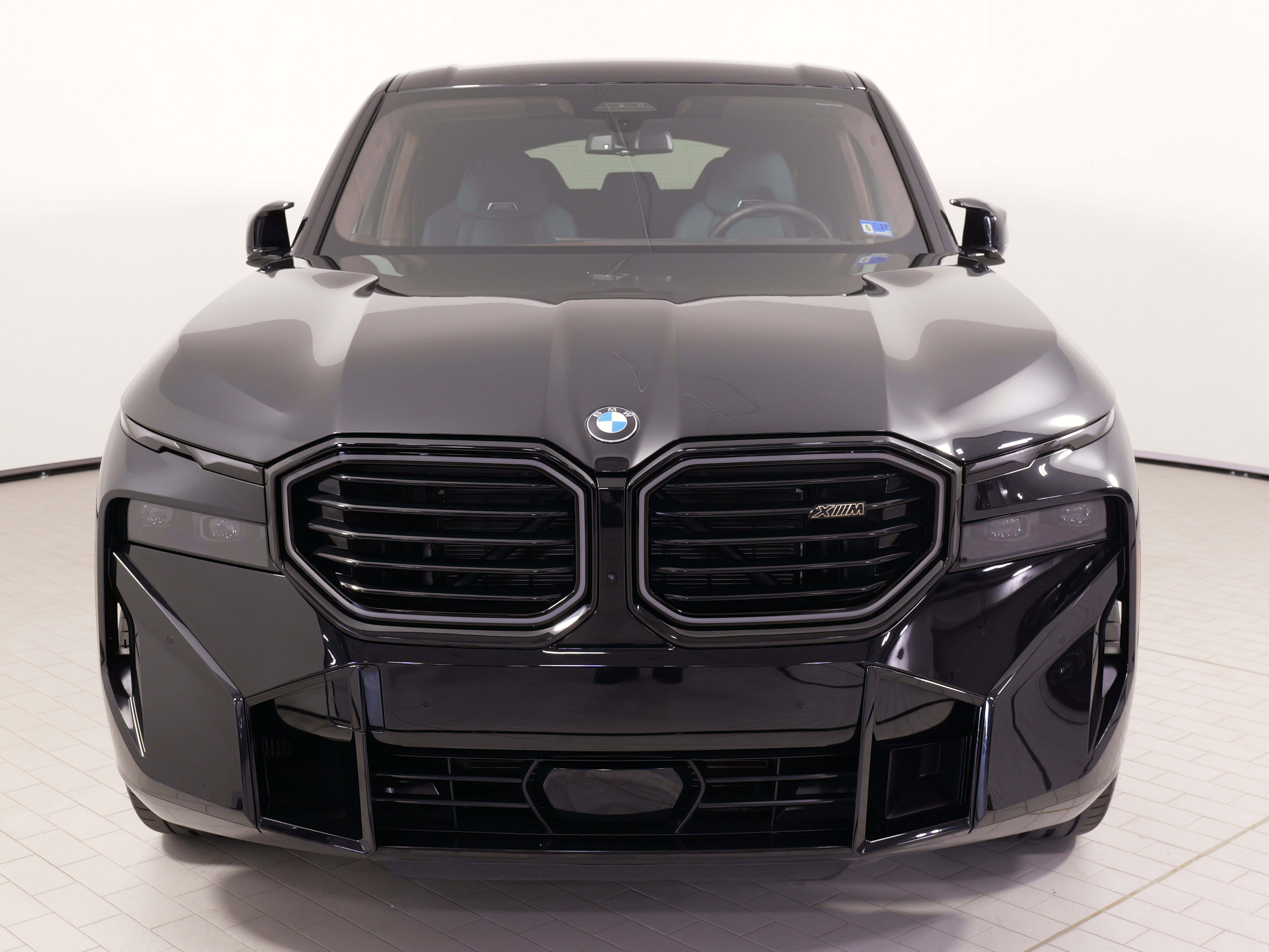Used 2023 BMW XM w/ M Driver's Package AWD/4WD image 5