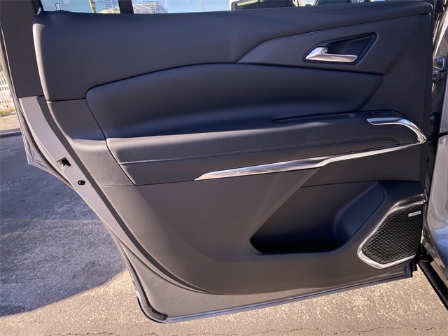 New 2026 Chevrolet Traverse High Country w/ LPO, Floor Liner Package image 27