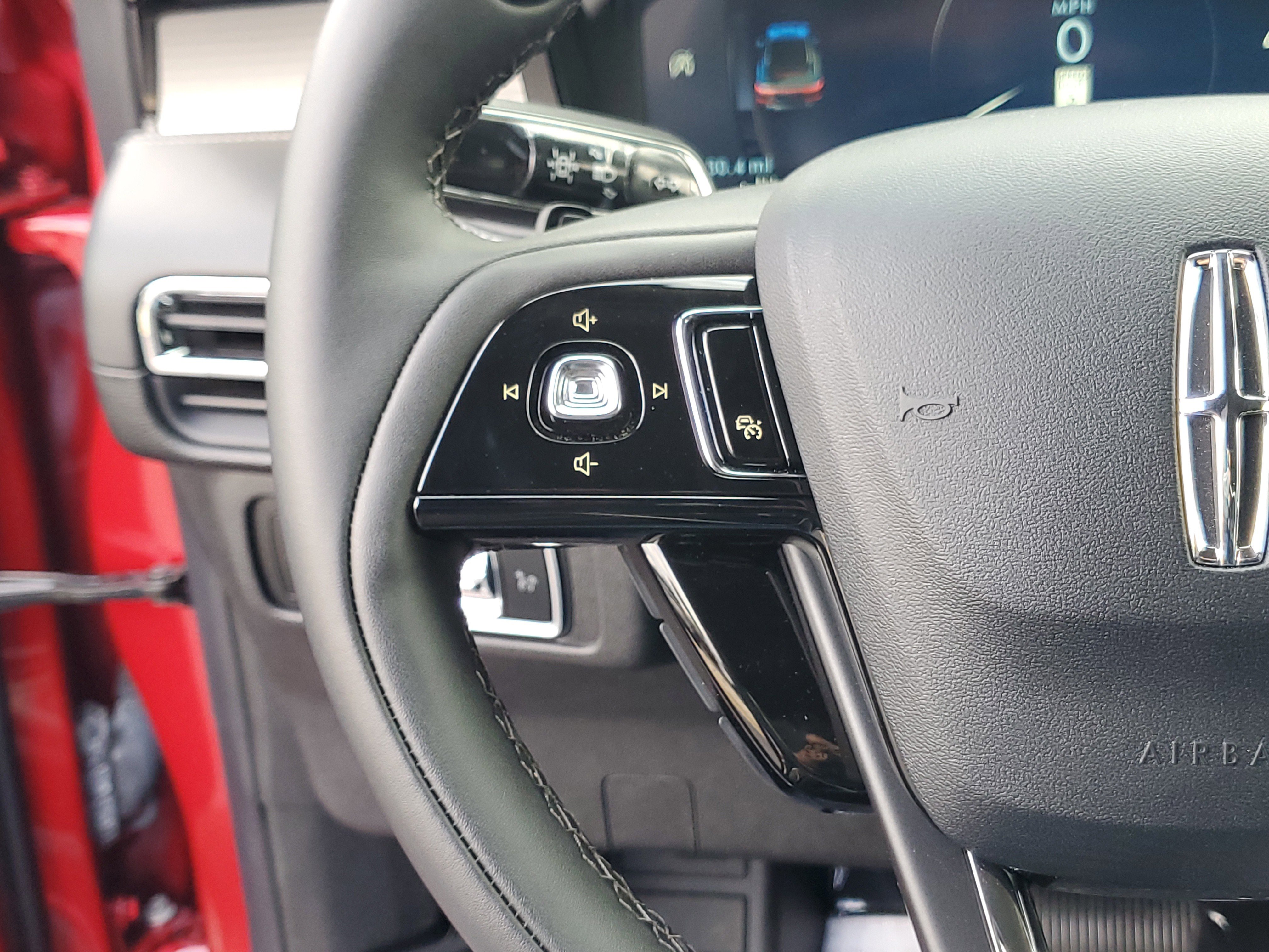 New 2025 Lincoln Corsair FWD image 15