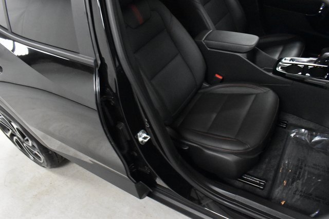 Used 2025 Chevrolet Trax RS w/ Driver Confidence Package image 15