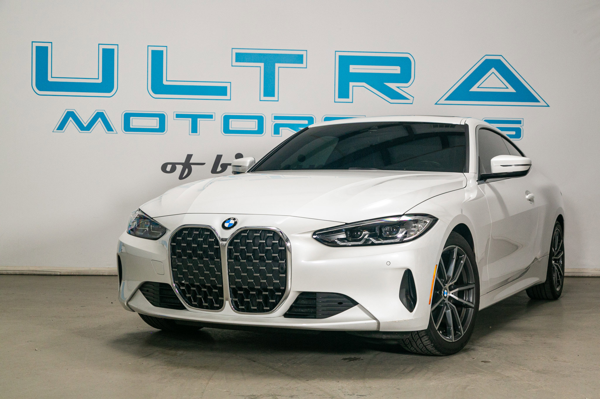 Used 2024 BMW 430i Coupe image 3